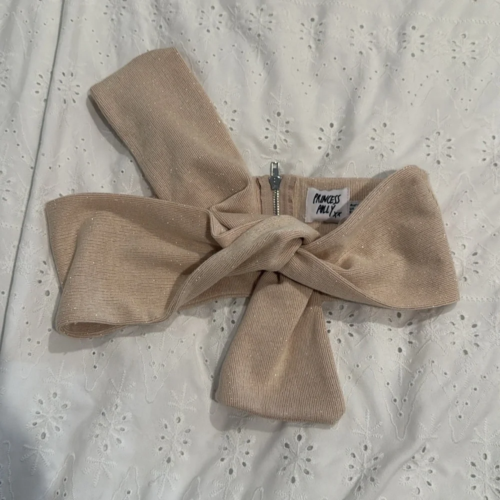 Princess Polly Top - Picture 2 of 5